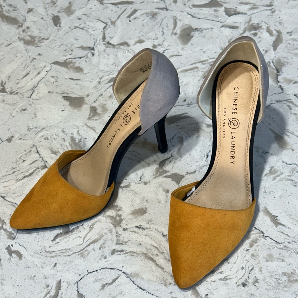 Chinese Laundry Two-Tone Pointed Toe Heels (Size 7.5M)
